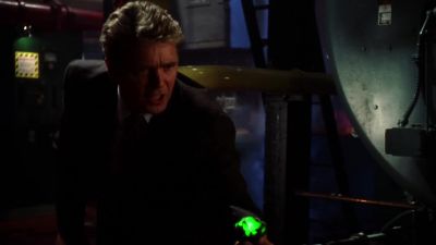 What are you doing? What is that? - Smallville