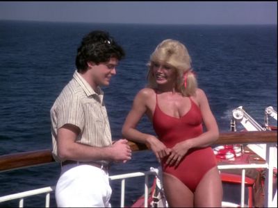 What are you gawking at? - The Love Boat