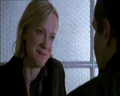What are you going to do about Laura? - Wire in the Blood