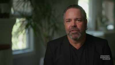 What are you hiding - Manifesto of a Serial Killer