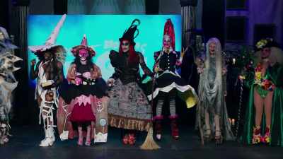 What we are judging
you on is your drag - The Boulet Brothers' Dragula: Titans