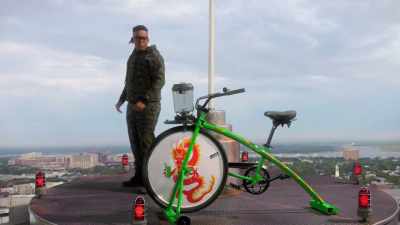 What are you looking at,
Jagcycle? - Side Hustle