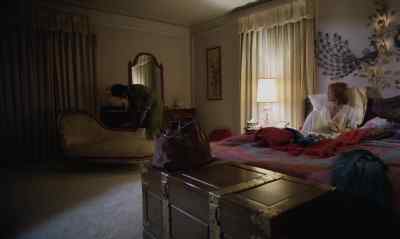 - What are you looking for?
- I found it. - Dracula's Dog