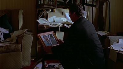 What are we looking for, sir?
-I don't know, Troy. - Midsomer Murders