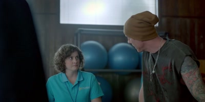 What, are you on fucking
break? Give me a hand. - Shrinking