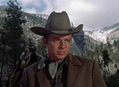 - What are our plans?
- I'm taking you back to Texas. - Seven Ways from Sundown