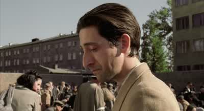 What are you reading? - The Pianist