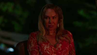 What are you saying?
Is he violent? - Hunting Housewives