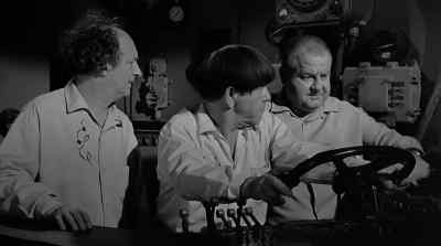 What are we stopping here for? - The Three Stooges in Orbit