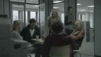 - What are you talking about?
- Nothing, we're just chatting. - The Bridge