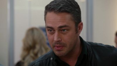 What are the cops doing about Freddie? - Chicago Fire