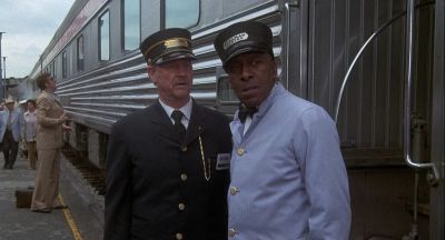 What are those conventioneers doing up at the baggage car - Silver Streak