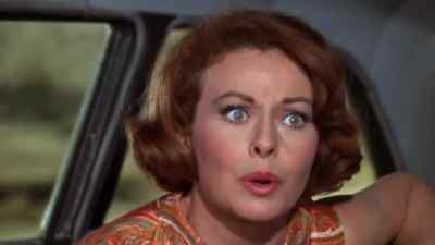 What are those fools trying to
do? - Hot Rods to Hell