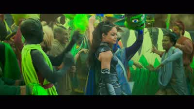 What are those things on her eyes? - Thor: Ragnarok