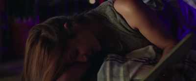 - What are you up to?
- I'm honeymooning. - Jab Harry Met Sejal