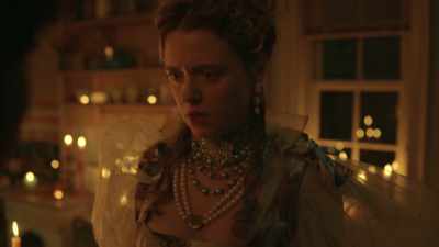 - What are you wearing?
- Uh… - Extraordinary