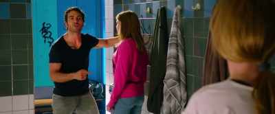 What are you yelling for?
- She had crack with her. - Suck Me Shakespeer 3