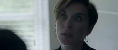 What are you...? Are you leaving me?
No, I'm... - I Am