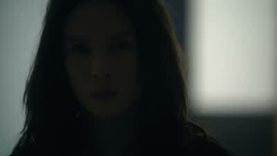 What are you doin' here? - The Vampire Diaries