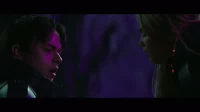 What are you doing here? - Valerian and the City of a Thousand Planets