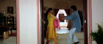 What are you doing? - Dilwale Dulhania Le Jayenge