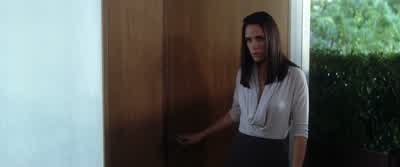 What are you doing? - He's Just Not That Into You
