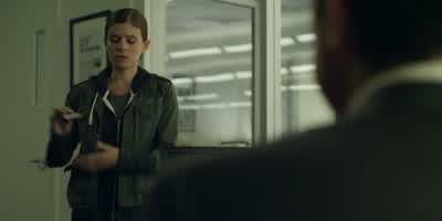 What are you doing? - House of Cards