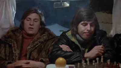 What are you? What do you do? - O Lucky Man!
