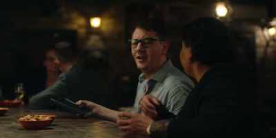 -What are youdrinking?
-Rum and Coke. - Total Control