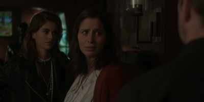 - What?
- As your therapist, - American Horror Stories