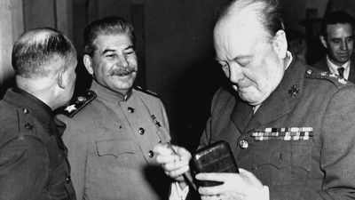 What had been
a good working relationship - World War II: Race to Victory