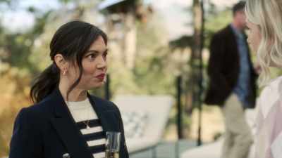 - What can we do?
- I don't know, - Deadly Wives Club