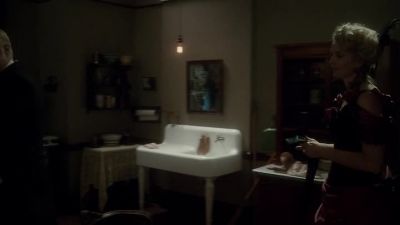 - What can I offer you?
- What have you got? - Murdoch Mysteries