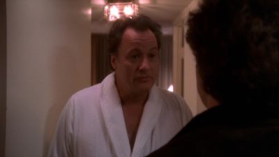 -What can l do for you?
-You know, l got the wrong room. - The West Wing