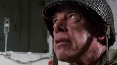 - What color is that piping?
- White. - The Big Red One
