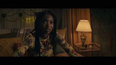 - What?
- Come with me. - Deadly Class