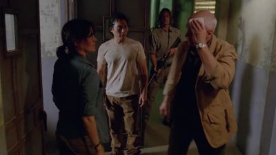 What is Desmond doing here? - Lost