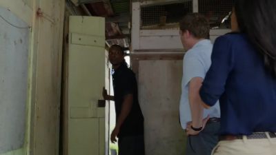 What did he do when he was in here? - Death in Paradise