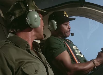 - What did I teII you?
- Come on, we didn't even get a scratch. - Magnum, P.I.
