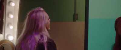 What, did she just come here with fucking
obvious stuff that I already know or what? - Her Smell