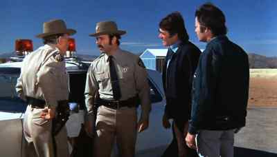 - What did the governor say?
- Major White spoke to him. - Night of the Lepus