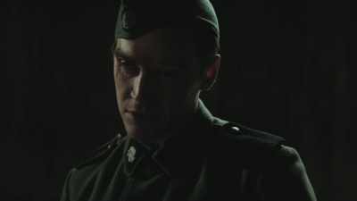 - What did you think of it?
- I threw it away. - The Tattooist of Auschwitz