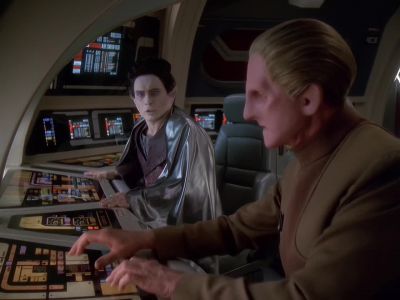 - What do we do now?
- We can't stay here. - Star Trek: Deep Space Nine