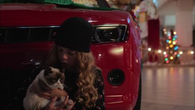 What do we do - Grumpy Cat's Worst Christmas Ever