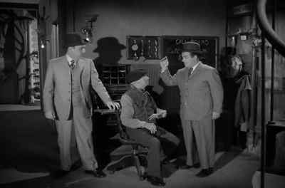 - What do you fellows want?
- Uh... - Abbott and Costello Meet Dr  Jekyll and Mr  Hyde
