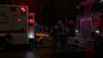 - What do we got? - Chicago Fire