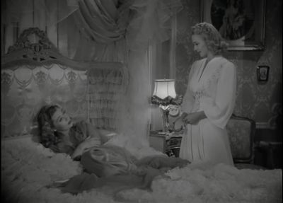 What do you have to do to get a bed like this Rub a magic lantern - Topper Returns