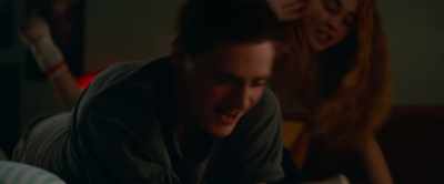 - What do we have here?
- No, I got... I've got it! Zach! - Clouds