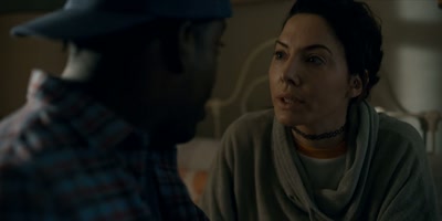 -What do I do?
-I have no idea but I'm here, okay? - Accused