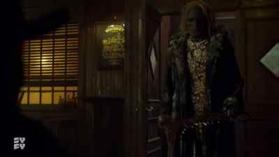 What do I do, what do I do, what I do?! - Wynonna Earp